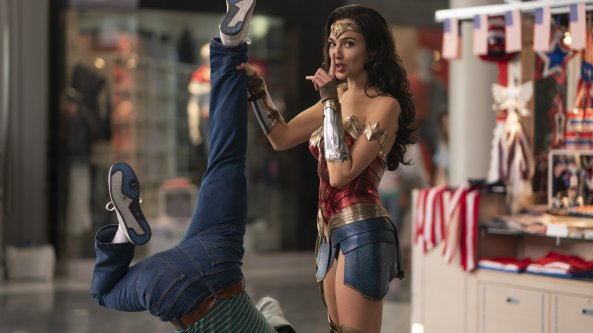 Gal Gadot è di nuovo Wonder Woman: 