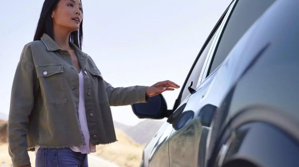 Così l'auto riconosce il proprietario e si apre da sola