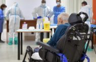 Vaccini Covid, il rebus delle prenotazioni: ecco come funziona nelle Regioni