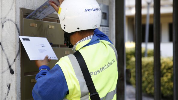Palermo, Poste obbligate ad assumere 5 precari: 