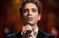 Mika piange la morte della mamma Joannie: 