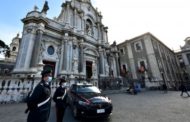 Catania senza Sant'Agata: il popolo dei devoti si arrende ai divieti