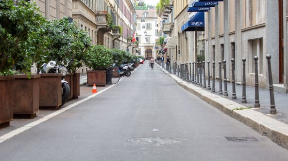 Bancarotta fraudolenta, sequestrate tre proprietà da 12 milioni nel Quadrilatero della Moda: l'immobiliarista cercava di venderle all'asta