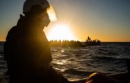 Migranti soccorsi in mare. La Ocean Viking salva 121 naufraghi partiti dalla Libia