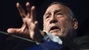 Joseph Stiglitz: “Disuguaglianze ampliate per consentire alle aziende di massimizzare i profitti”