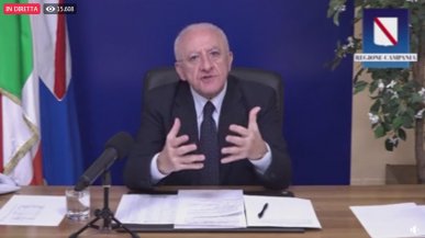 Campania, De Luca su Fb:  in Campania ripresa grave dei contagi per movida e scuole