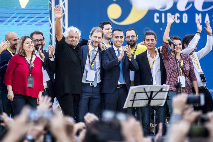 I 5 Stelle già mettono i paletti a Draghi: 