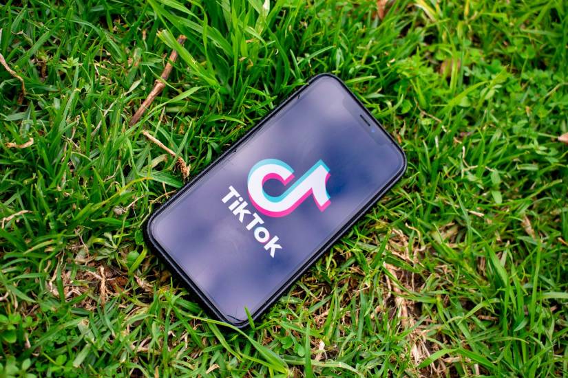 TikTok vietato ai 13enni. Ma in Rete è boom di bimbi 
