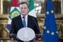 Al vertice 5S pure Conte. E Grillo vieta i telefonini: 