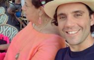Grave lutto per Mika. “Mia madre non c’è più. Fiera di quello che sono diventato”