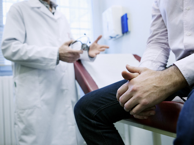 L'ordine di Bologna ha dichiarato guerra ai medici no-vax