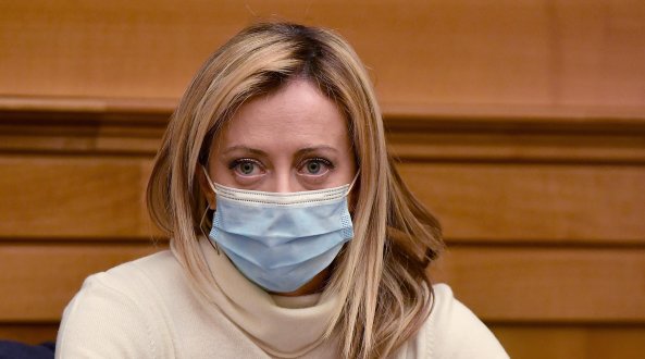 Centrodestra, Salvini chiede voto, ma Fi guarda a Draghi. Meloni: 