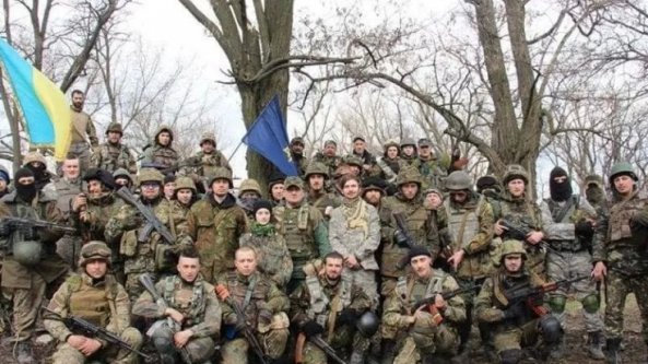 Il plotone fantasma guidato da Uragano: “Tra di noi, russi che sparano ai russi”