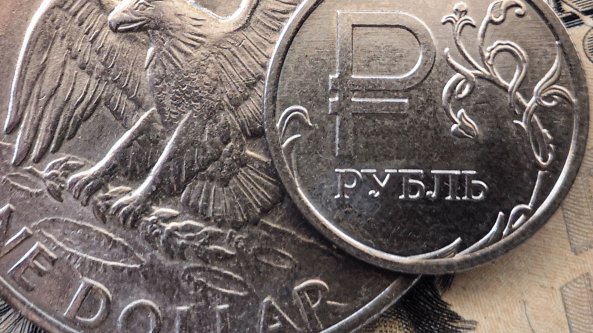 Default, Mosca non paga il suo debito in dollari. “Ma è colpa degli Usa”