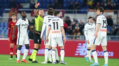 La Serie A del tempo perso, partite da 96 minuti ma si gioca la metà