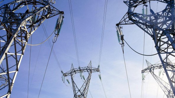 Un miliardo alle imprese contro il caro-energia. Draghi: 
