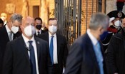 Stampa e Palazzo: le misure anti-crisi e lo stop al presidenzialismo