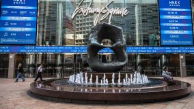 Borse, Hong Kong vola e sfiora il 9 per cento