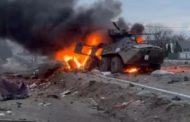 L'esercito ucraino distrugge i tank russi a soli 20 chilometri da Kiev