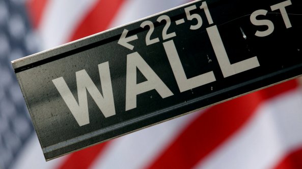 Borse in caduta, i gestori: niente panico, le azioni risaliranno, la storia lo dimostra