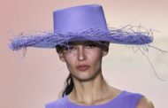 Cappelli di primavera: dal bucket hat alla cuffietta. Tendenze da mettere in testa