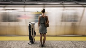 Reinova, nasce lo scooter elettrico e pieghevole. Tutto in materiali naturali