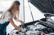 “Shecandoit”, la manutenzione dell’auto la fanno le donne
