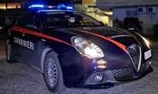 Uccide entrami i genitori per imposessarsi di 800 mila euro 