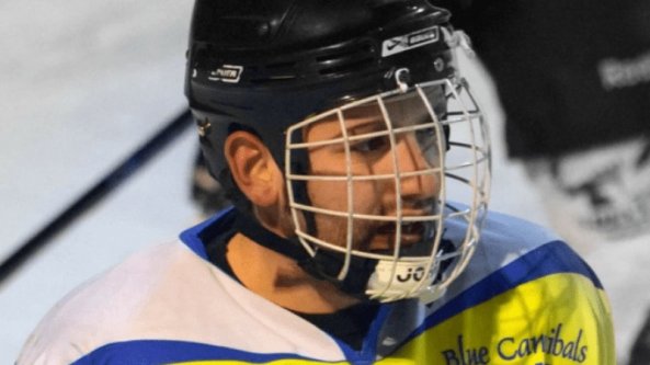 Bolzano, il giocatore di hockey Andreas Palla muore durante una partita