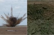 Le impressionanti voragini nel terreno causate dai bombardamenti russi