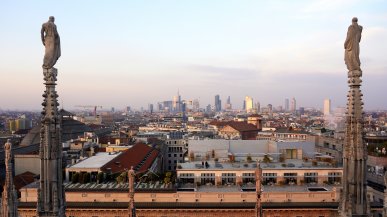 Immobiliare a Milano, il mercato sempre attivo delle case di pregio: ampi spazi, tecnologia e security i servizi più richiesti