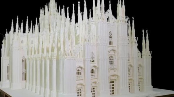 Il Duomo di Milano vegano: la creazione da record della regina della glassa