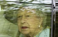 La fragilità della regina Elisabetta: 