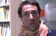 Elio Germano legge il libro di Gino Strada: 
