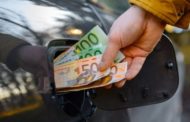 Il peso delle accise sul caro benzina: solo in Olanda sono più alte che in Italia