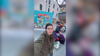 In fuga dalla guerra ucraina, il video tappa per tappa su TikTok: 