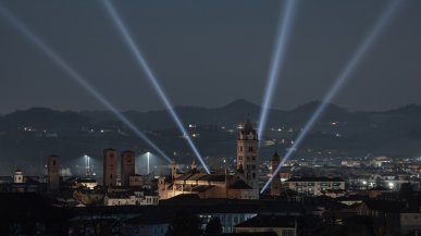 Ad Alba sulle tracce del partigiano Johnny. A 100 anni dalla nascita, la capitale delle Langhe ricorda Fenoglio