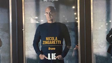 'Il re', l'errore sul manifesto della serie: Luca diventa Nicola Zingaretti