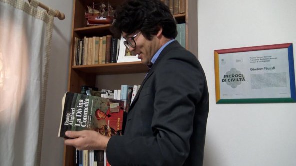 Fuga dalla guerra afghana: il pastore diventa poeta