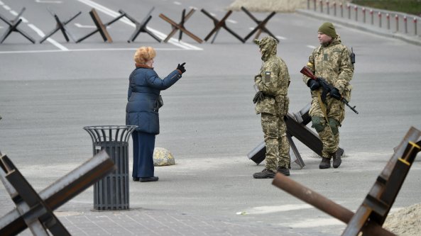 Ucraina, disobbedienza e proteste anti Russia nelle città occupate