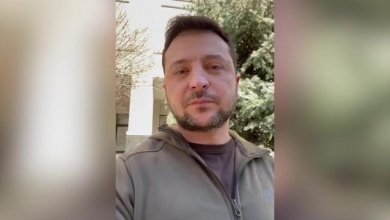 Hacker attaccano un notiziario per annunciare la capitolazione dell'Ucraina. La smentita di Zelensky