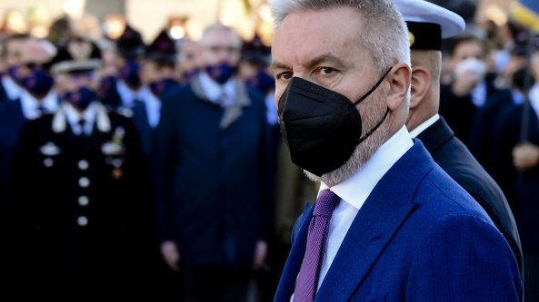 Ucraina, la Camera al governo: 
