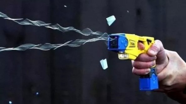 Viminale, 4.482 taser per le forze dell'ordine. Lamorgese:
