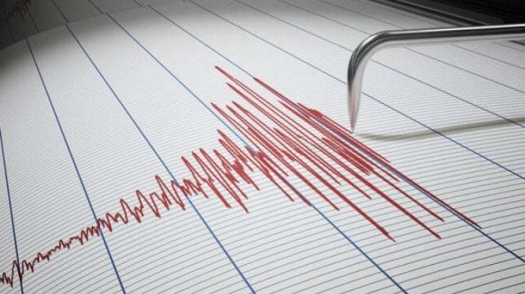 Terremoto: scossa magnitudo 3.5 collegata a bradisismo dell'area flegrea avvertita anche a Napoli