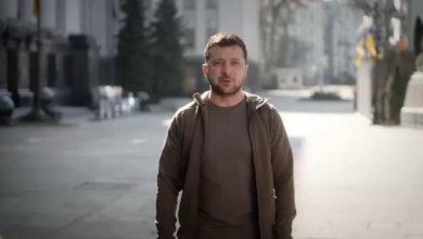 Zelensky incita gli ucraini alla lotta: 