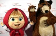 'Masha e Orso' non vanno alla guerra, per ora niente stop al cartoon russo tra i più amati dai piccoli
