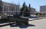 Missile in centro, almeno 20 morti. Scambio di accuse tra Russia e Ucraina sulla responsabilità