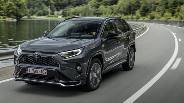 Paese che vai, listino che trovi: ecco perchè una Toyota Rav4 può costare anche 133 mila dollari