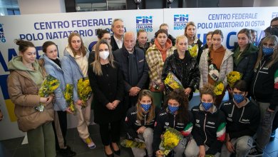 Le atlete ucriane del nuoto sincronizzato in salvo a Ostia: 