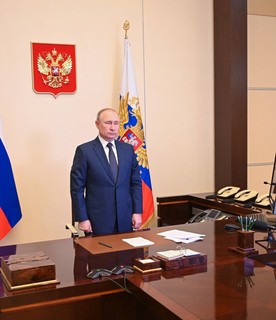 Il domino delle nazioni e il giocatore Putin